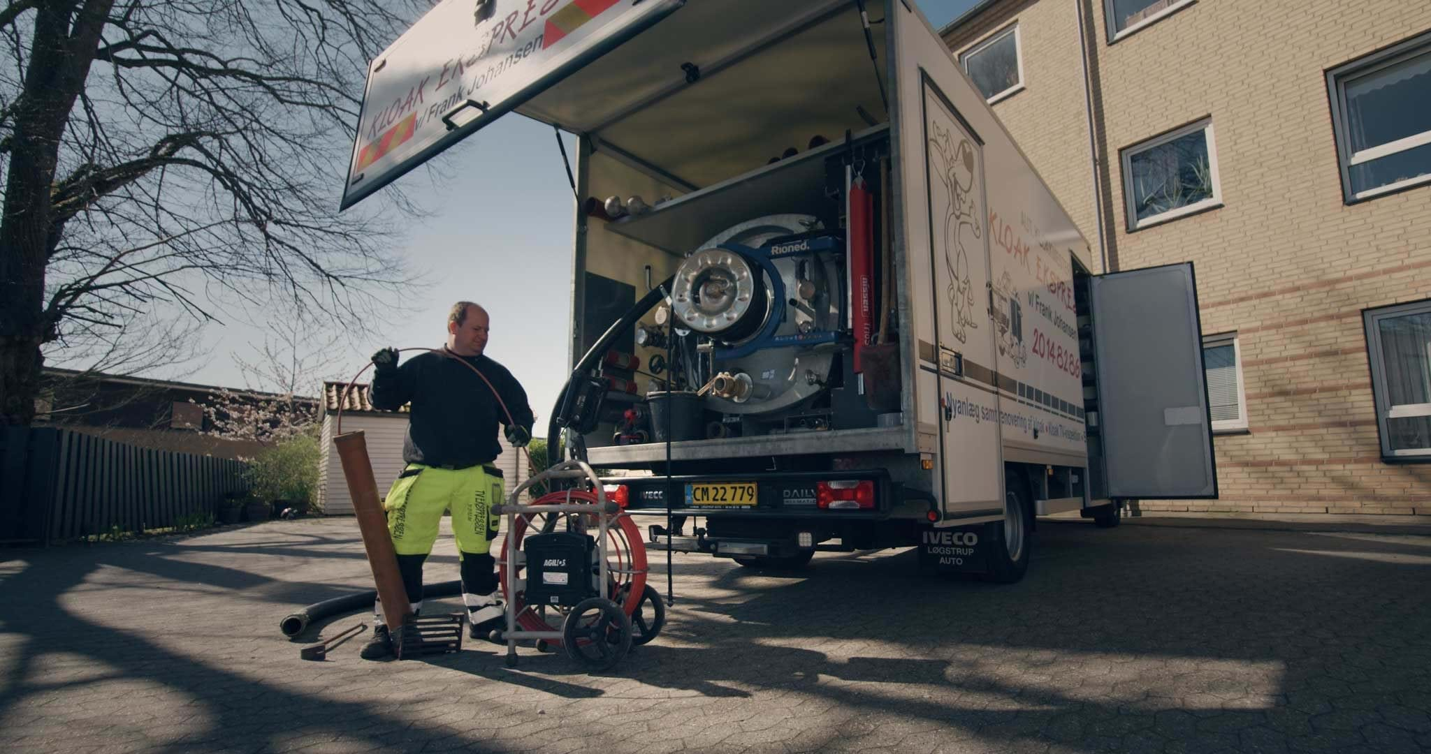 Fordon för filminspektion med 220 V allt-i-ett-batteri